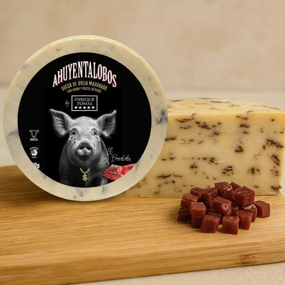 Queso-Ahuyentalobos-jamon-plato